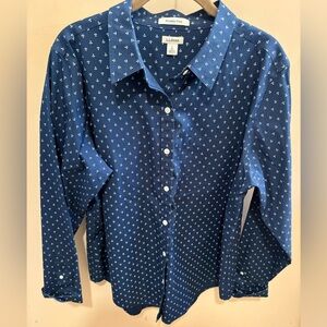 NWOT L.L.Bean Women's Wrinkle-Free Pinpoint Oxford Shirt Navy Blue Nautical Lg